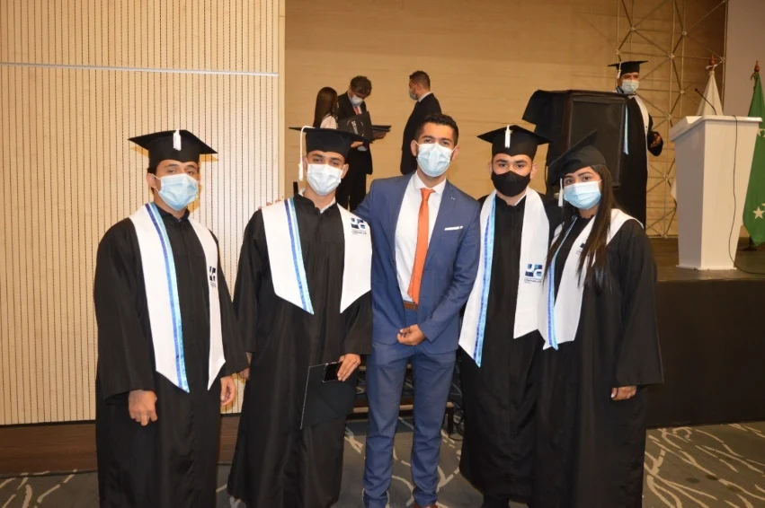 Risaralda Profesional graduó a 15 jóvenes como técnicos y tecnólogos