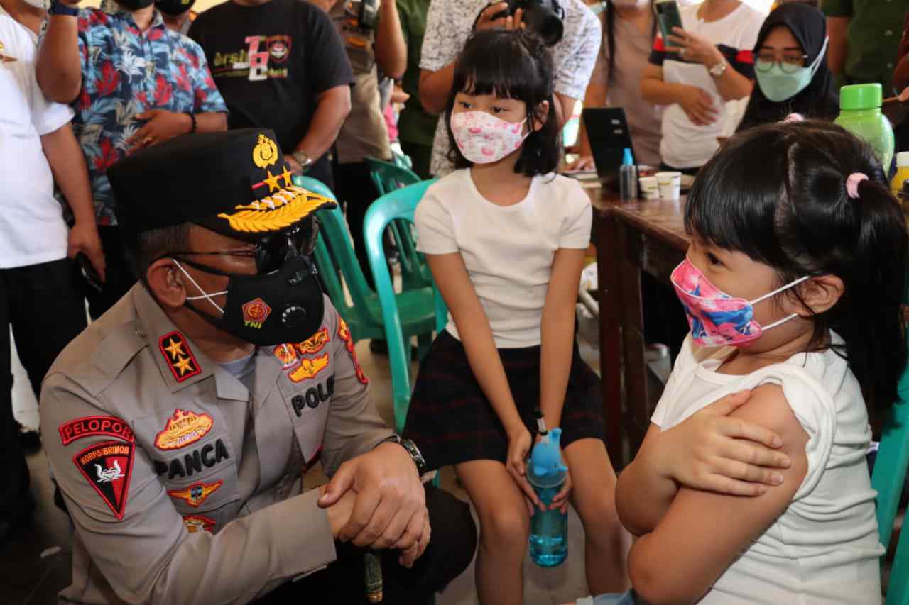 Pantau Vaksinasi Anak di Pematangsiantar, Kapoldasu Minta Kapolres Tuntaskan Dalam 2 Minggu