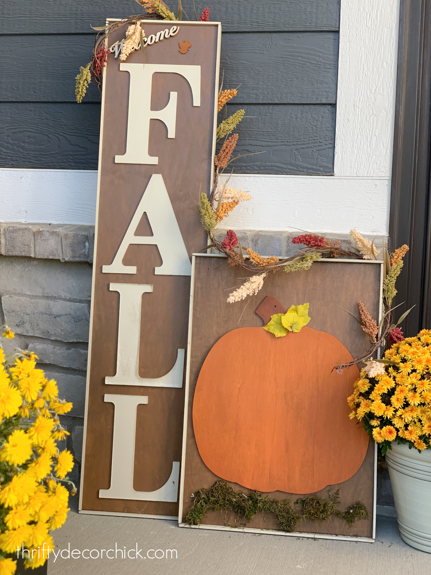 DIY fall decor signs with dark stain