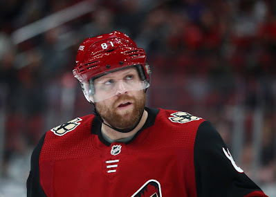 Should the Arizona Coyotes make a trade for Phil Kessel?