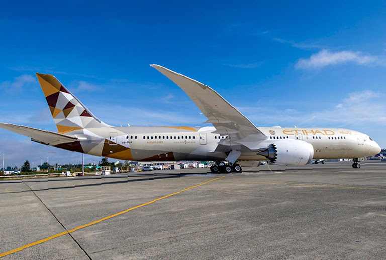 Etihad проверяет Boeing 787! Что скрывают топливные краны этого Dreamliner? Безопасность прежде всего!