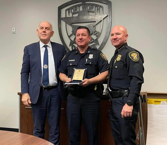 Albanian Officer Gëzim Pollozhani awarded the "Police of the Year" in Texas, being visited by the Albanian Police