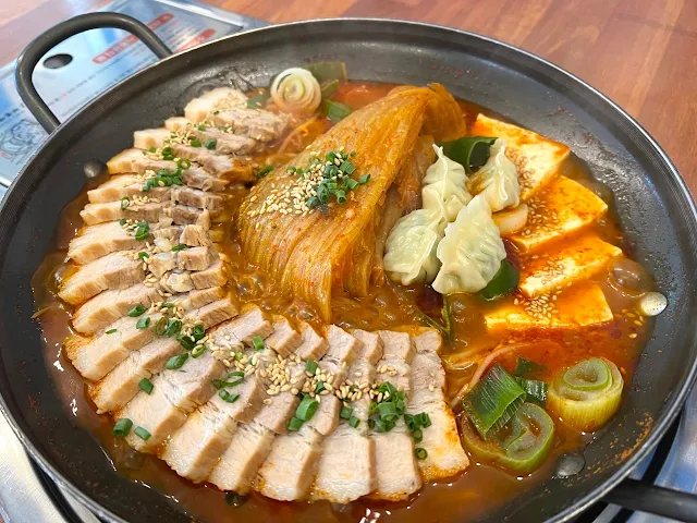 울산 동구 맛집 백년본가 김치찜 (1)