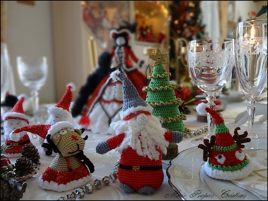 Figurines de Noël Marie Poupées