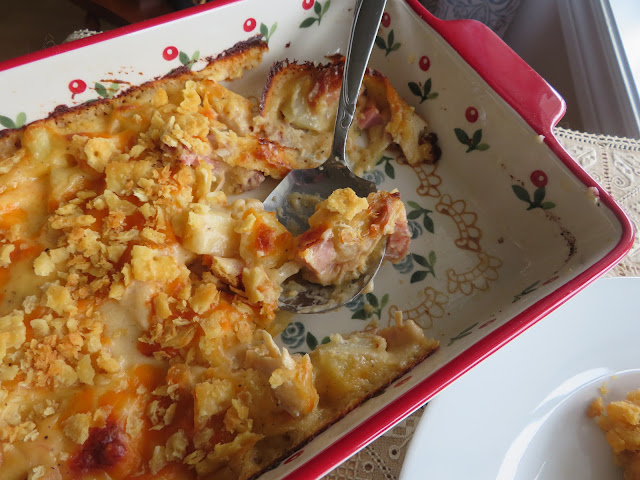 Creamed Potatoes and Chicken