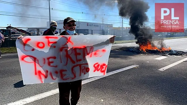 Corte de Ruta 5 Sur por parte de trabajadores con sueldos impagos