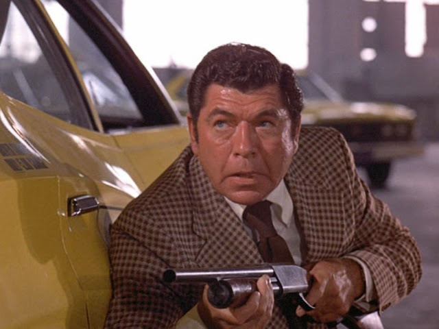 Claude Akins on Police Story