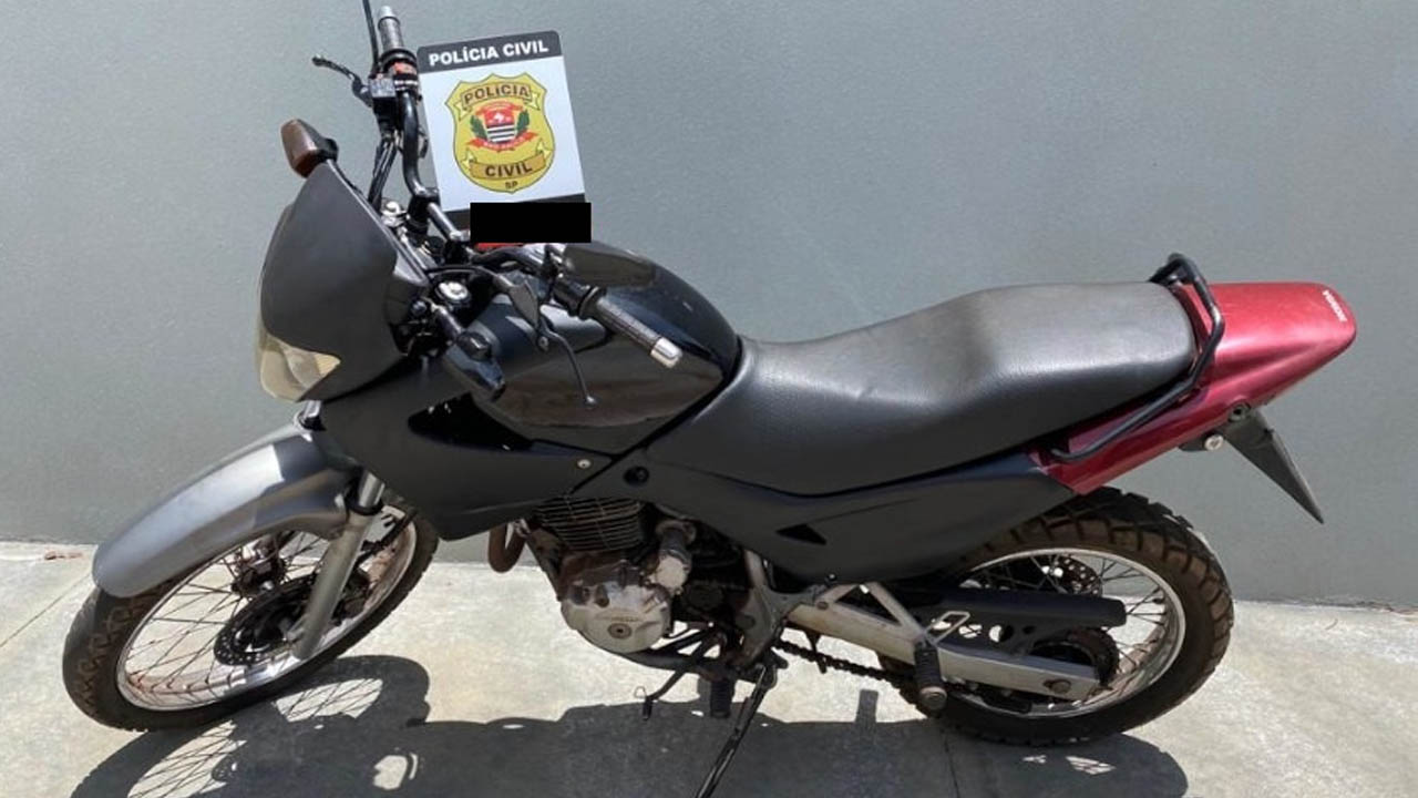 Polícia recupera moto furtada em Paraguaçu Paulista