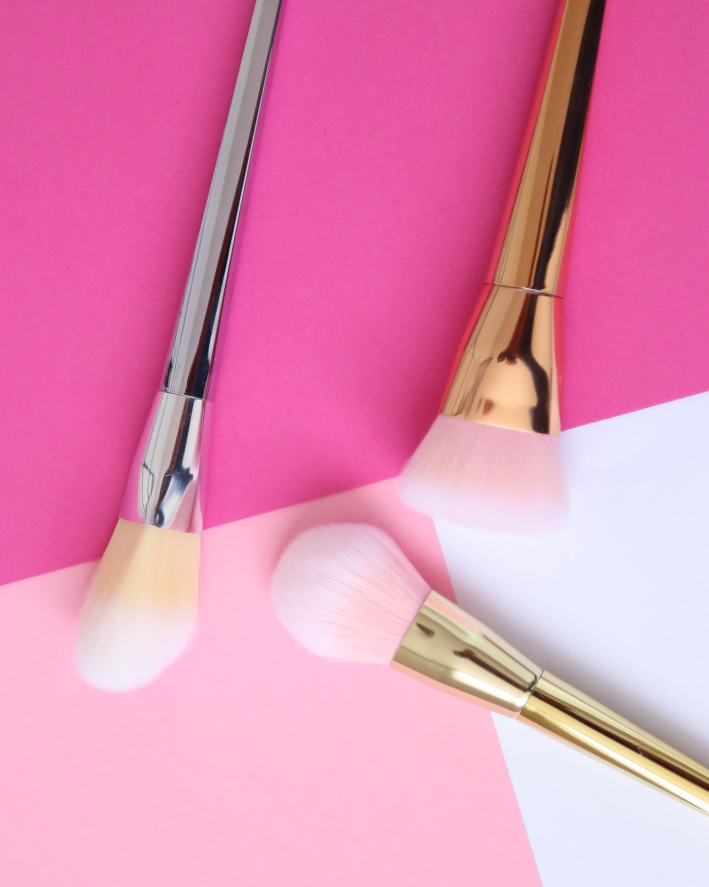 Natural ways to clean makeup brushes