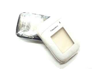 Casing Blackberry BB 9670 Style New Fullset Keypad Tulang Frame