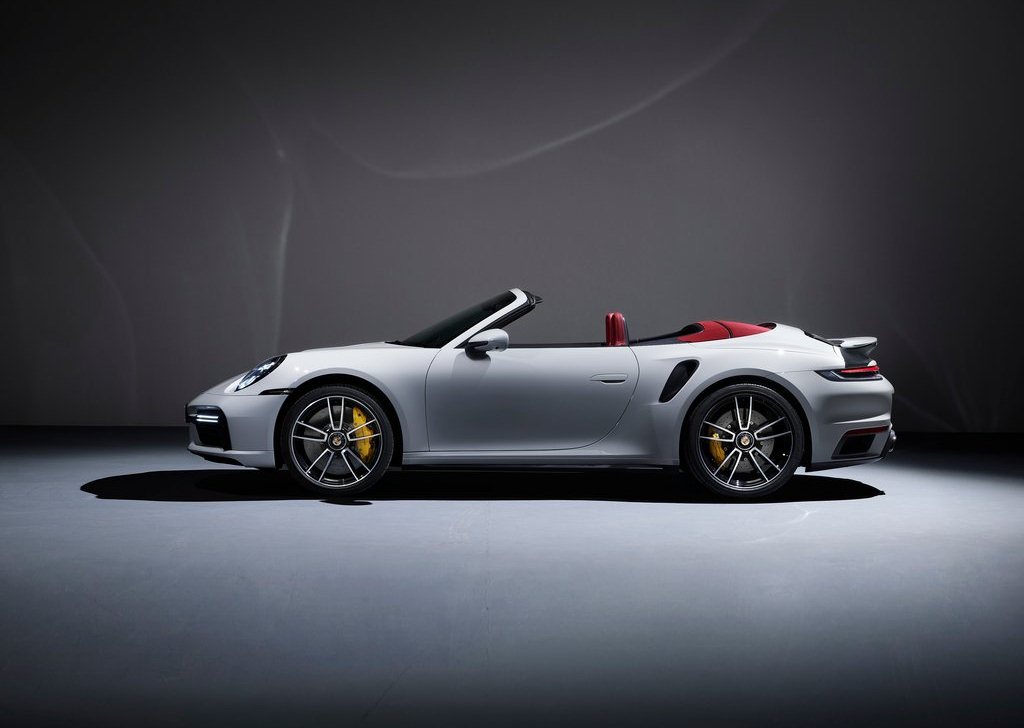 2021 Porsche 911 Turbo S Cabriolet