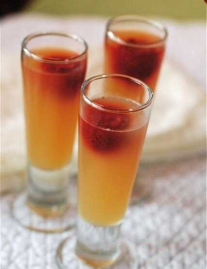 Sparkling Cider Jello Shooters for New Year's Eve