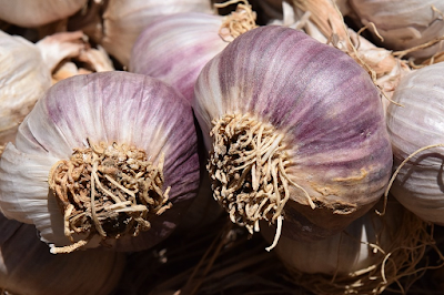 garlic clove