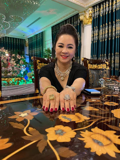 'Ngã ngửa' thú chơi kim cương bạc tỷ của đại gia Việt