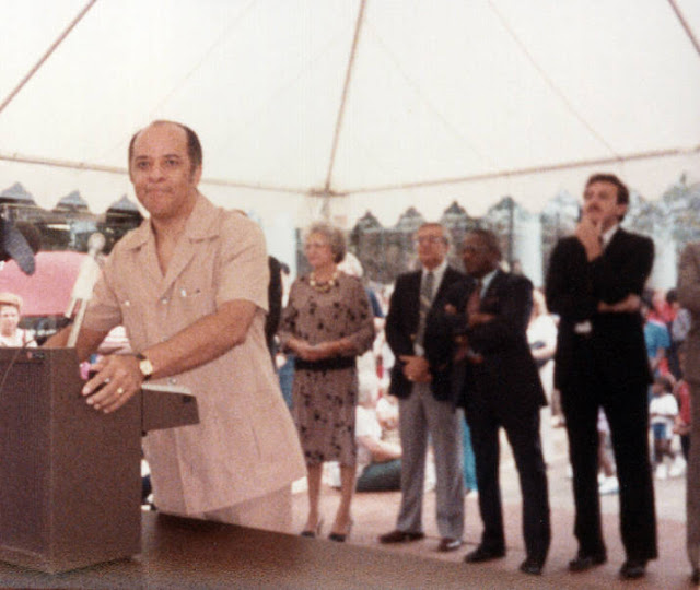 An in color photo of Mayor Richard Arrington at the opening of the BPL's Research Library