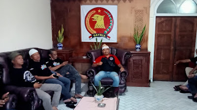 Komunitas Mobil Bassboss Sukabumi Deklarasi Dukungan Tanpa Syarat untuk Prabowo Subianto dan Tedi Setiadi