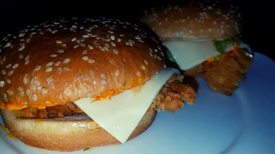 Healthy Chicken Burger Recipe by thehoggerz.com