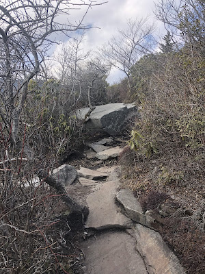 an example of the trails rockiness.