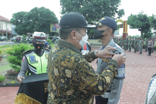 Polres Asahan Gelar Apel Pasukan Operasi Kepolisian Terpusat "Lilin Toba 2021" yang Dipimpin Wabup Asahan 