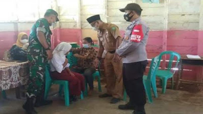 Lagi, VAKSIN “MERDEKA ANAK”  Digelar di SDN 378 Sikara - Kara IV Kecamatan Natal.