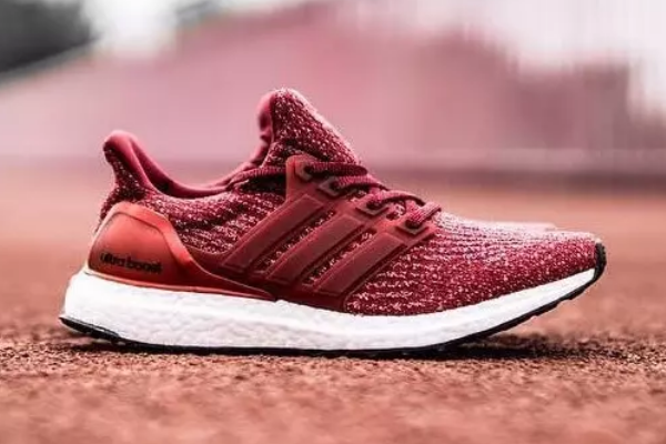 Adidas Ultra Boost Phối màu "Burgundy" cực hot