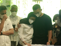 Berita Duka: Putri Nurul Arifin, Maura Magnalia Meninggal Disebabkan Penyakit Jantung