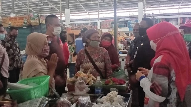 Bupati Perintahkan Sekda Copot Kepala Pasar Tumenggungan Kebumen Beserta Pegawainya