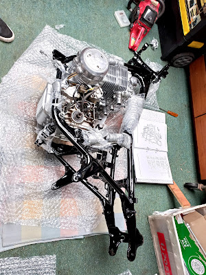 Engine mated with frame Honda CB500K1