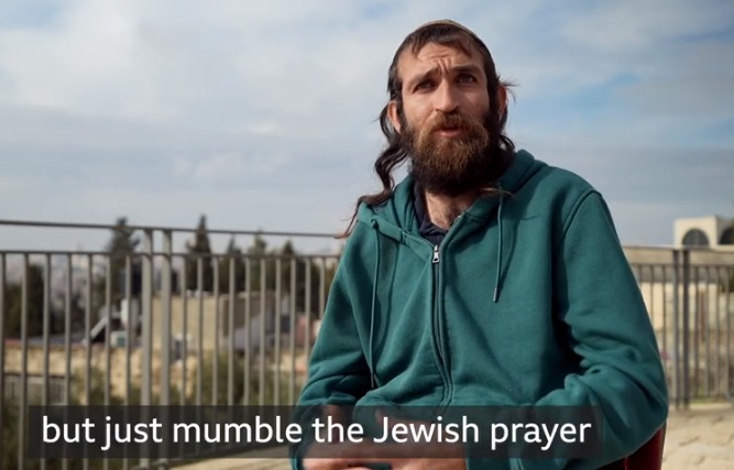 Judeus estão se vestindo como muçulmanos para orações na Mesquita de al-Aqsa