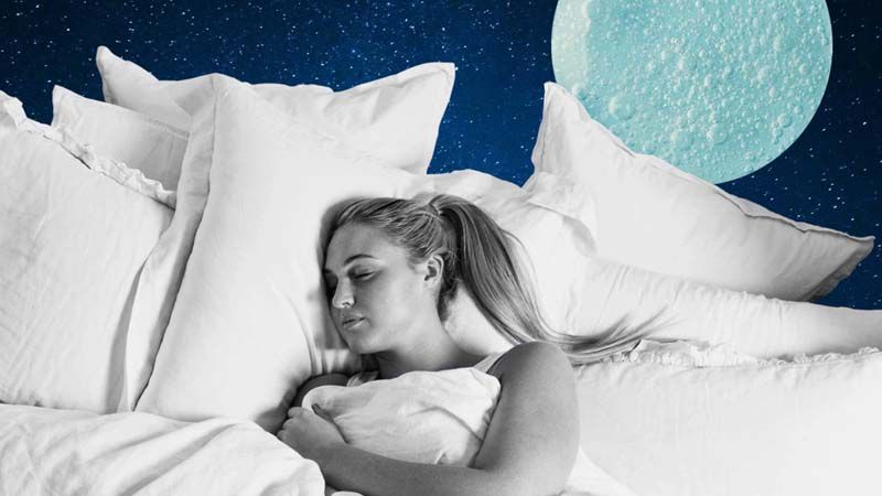 The 4 Best Essential Oils for Sleep, According to Research