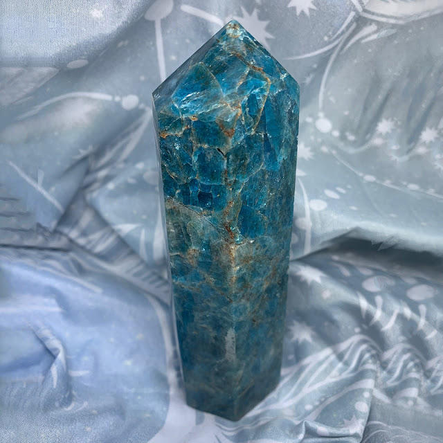 藍磷灰石柱是宇水晶STORE的貨品