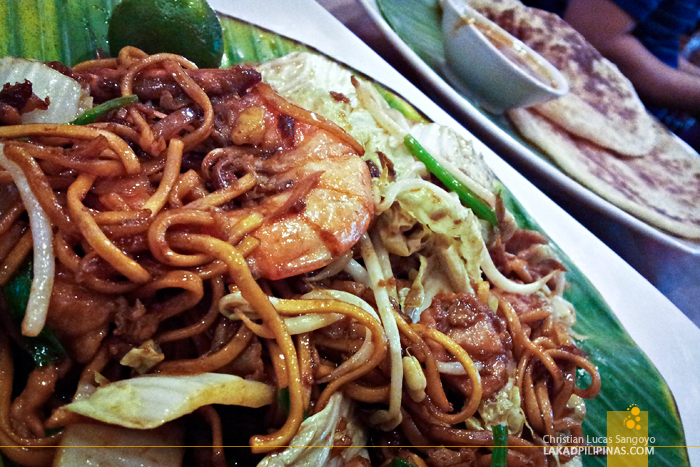 Mee Goreng at Martabak Cafe in MOA