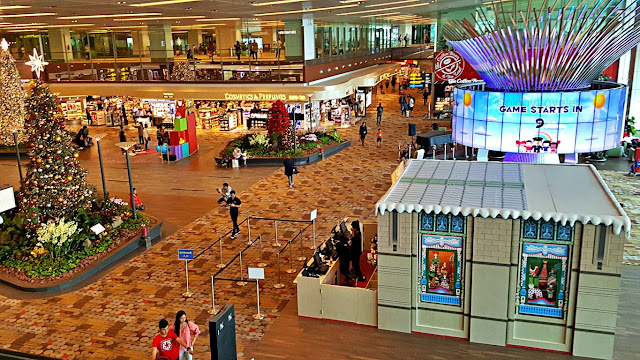 view of Central Plaza and The Social Tree at Singapore's Changi Airport Terminal 1