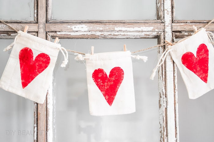 10-minute Simple Valentines Day Heart Garland