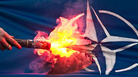 NATO, il pompiere incendiario