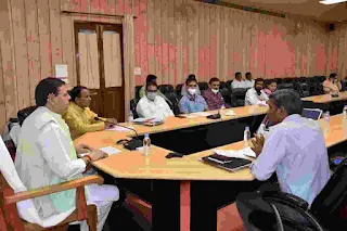 सीएम उत्तराखंड ने पुनर्वास के लिए दिए निर्देश