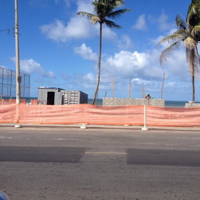 Comissão se reúne para elaborar documento ao Prefeito relatando descontentamento com o andamento das obras no bairro Comissão se reúne para elaborar documento ao Prefeito relatando descontentamento com o andamento das obras no bairro