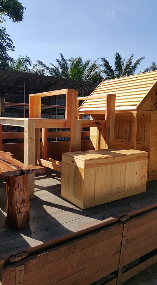 Kayu Warisan Malaysia Barang barang perabut Kayu Pine dan 