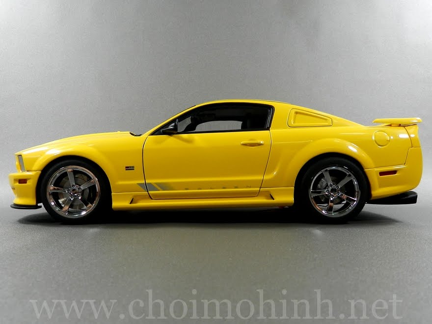 Ford Saleen Mustang S281 1:18 AUTOart side