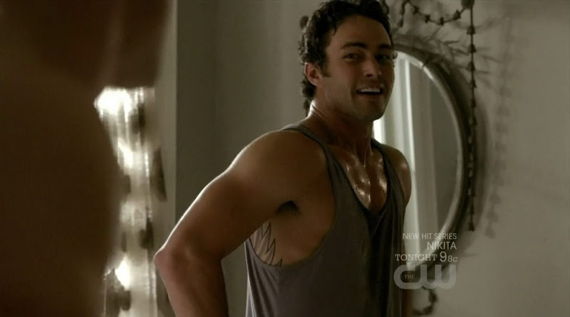 Michael Trevino and Taylor Kinney Shirtless on The Vampire Diaries s2e02