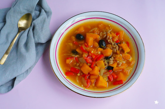 soupe courge poivrons olives vegan