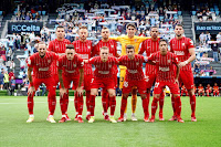 SEVILLA F. C. Temporada 2021-22. Rekik, Rakitic, Joan Jordán, Bono, Fernando, Rafa Mir. Gudelj, Lucas Ocampos, Augustinsson, Jesús Navas, Óliver Torres. REAL CLUB CELTA DE VIGO 0 SEVILLA F. C. 1. 17/10/2021. Campeonato de Liga de 1ª División, jornada 9. Vigo, Pontevedra, estadio Abanca Balaídos. GOLES: 0-1: 55’, Rafa Mir