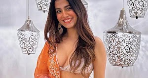 shreya dhanwanathary cleavage tiny blouse