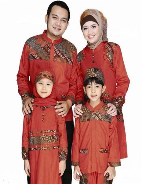 Trend model baju muslim batik sarimbit couple keluarga terbaru 2017/2018