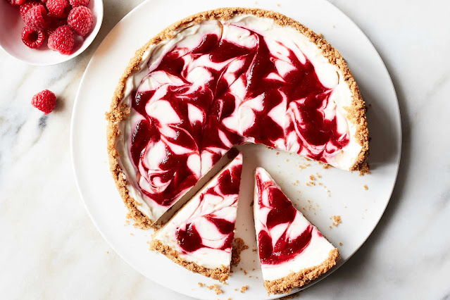 Blissful Indulgence: Raspberry Cheesecake, No-Bake Marvel