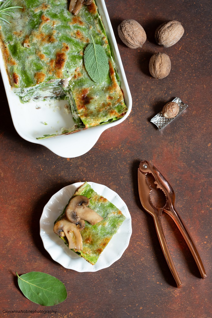 Lasagne verdi con ricotta, funghi, caciocavallo e noci