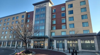 5 star hotels in Muncie