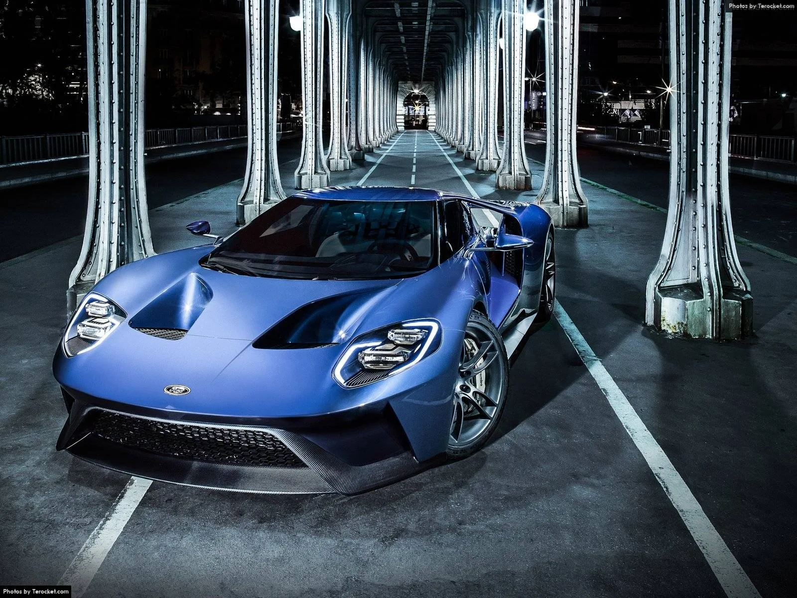 Hình ảnh xe ô tô Ford GT 2017 & nội ngoại thất