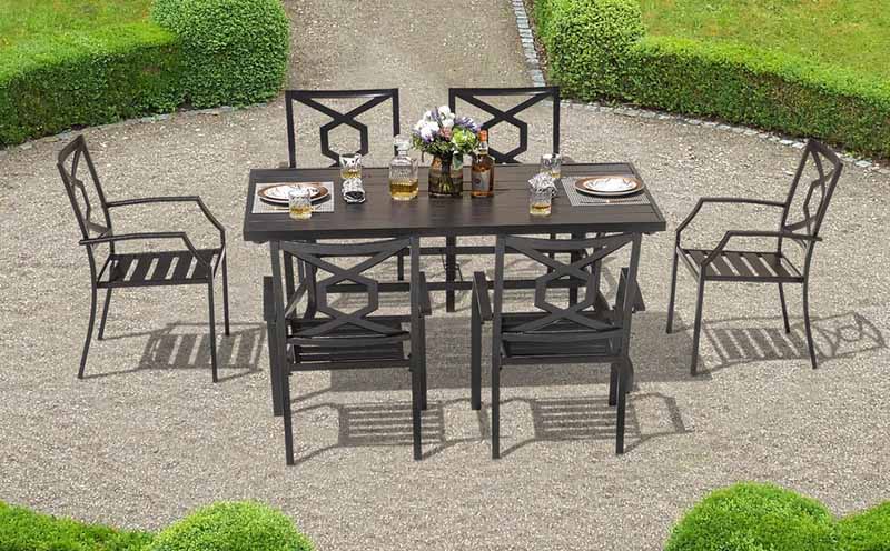 How to Choose the Right Iron Patio Furniture