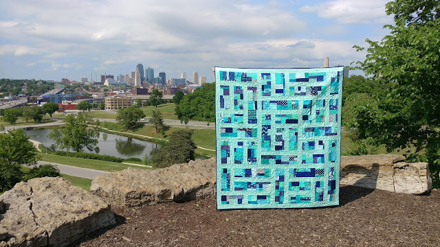 Detour quilt in aqua and navy from Stash Statement quilting book by Kelly Young